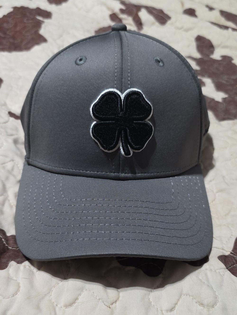Men's Gray Baseball Cap with Black Clover Patch